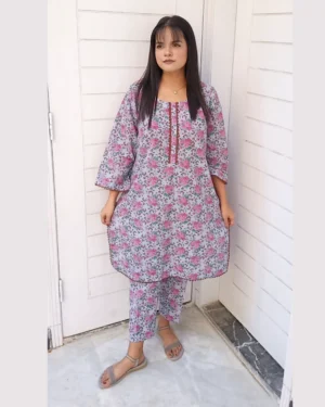 Grey Pink Floral Printed 2 Piece Lawn Suit For Women Elegant Grey Pink Floral Printed 2 Piece Lawn Suit For Women
