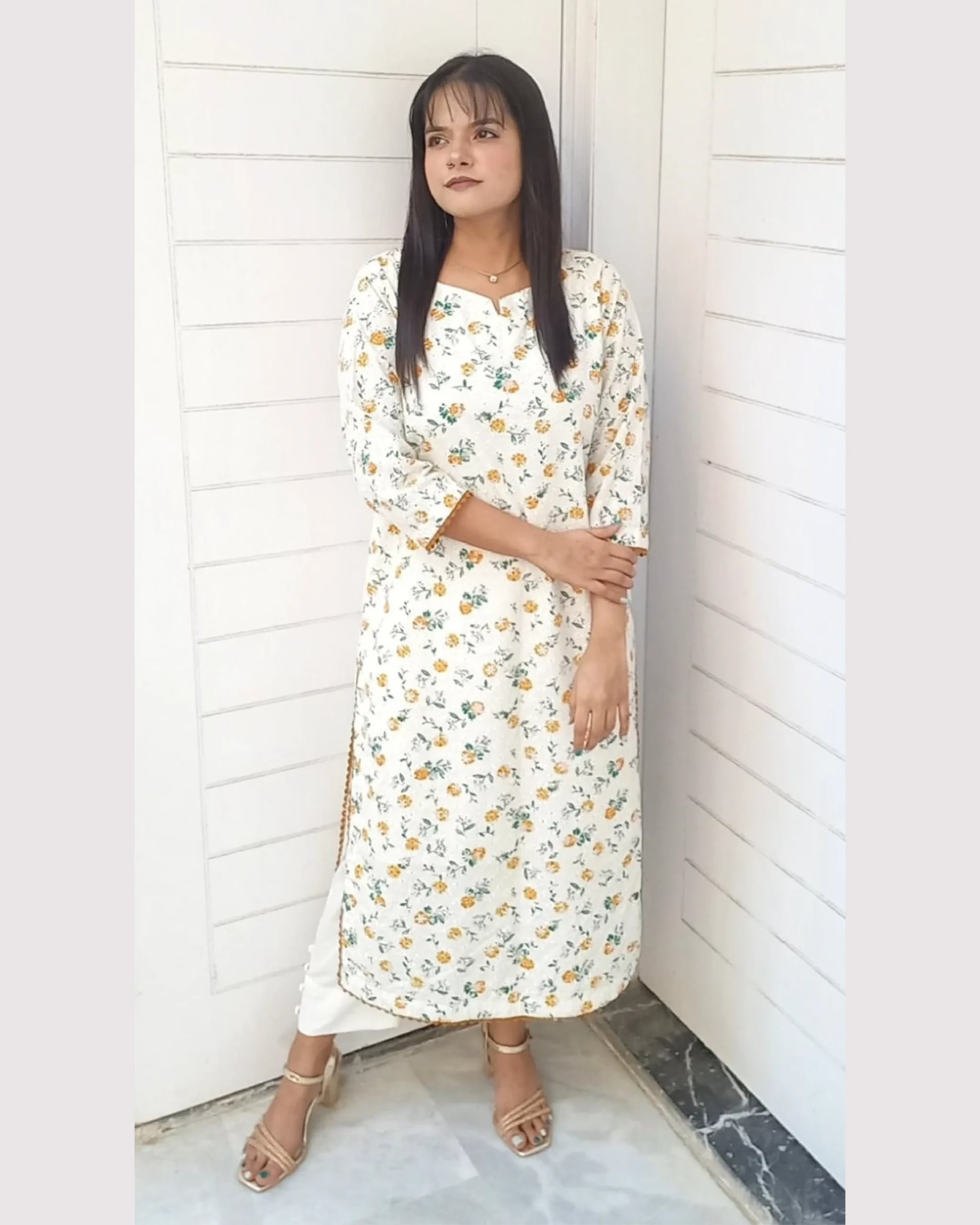 Off White Floral Printed 2 Piece Lawn Set For Women Elegant Off White Floral Printed 2 Piece Lawn Set For Women