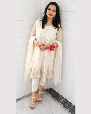 Stylish Festive Wear Collection For Women In Pakistan