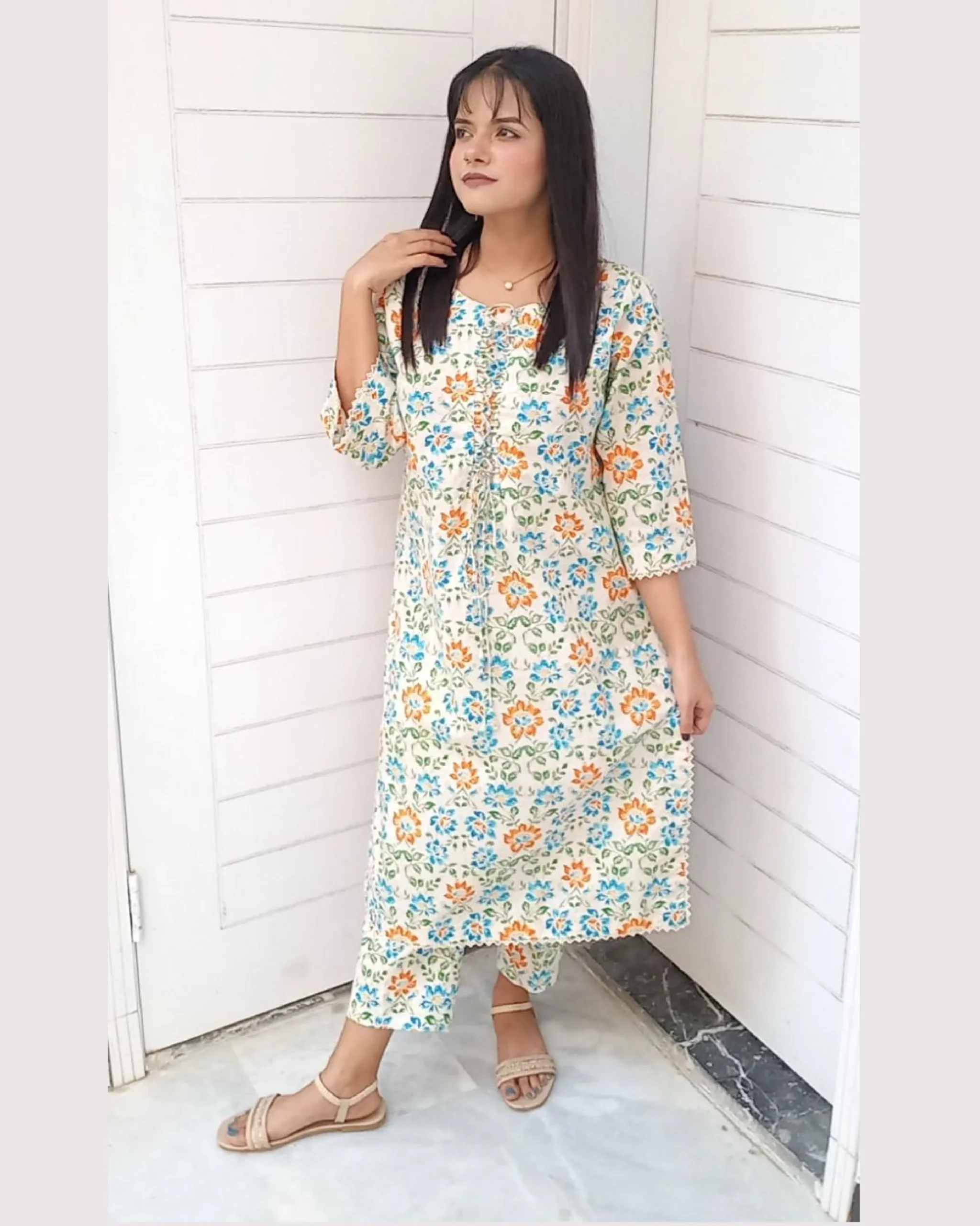 Off White Multi Floral Printed Lawn Suit For Women Elegant Off White Multi Floral Printed Lawn Suit For Women