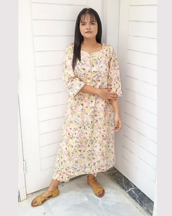 Untitled-3-34 Best Lawn Suits Trends In Pakistan
