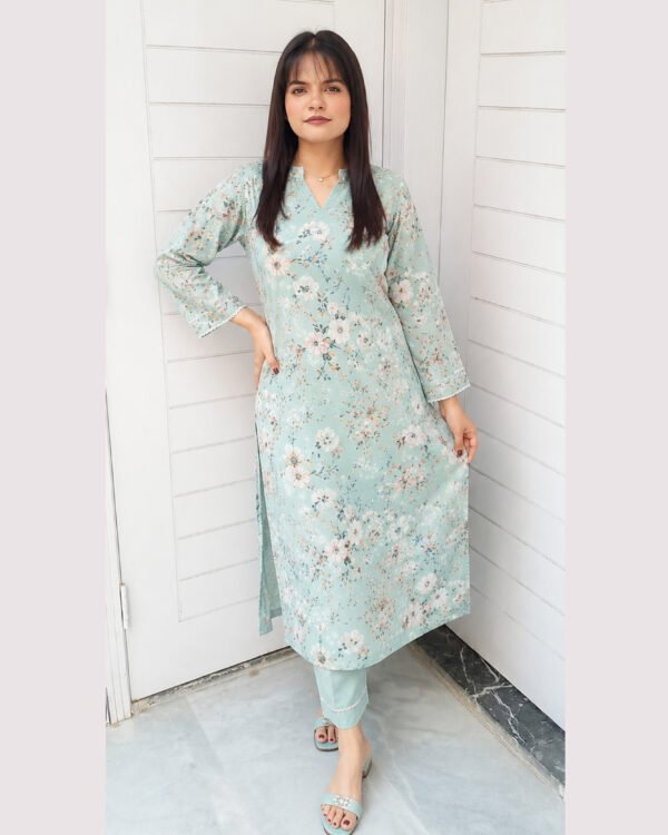 UntMint Floral Printed 2-Piece Lawn Suit – Affordable Summer Lawn Collection in Pakistan Mint floral printed 2-piece lawn suit with matching trouser from affordable summer lawn collection in Pakistan
